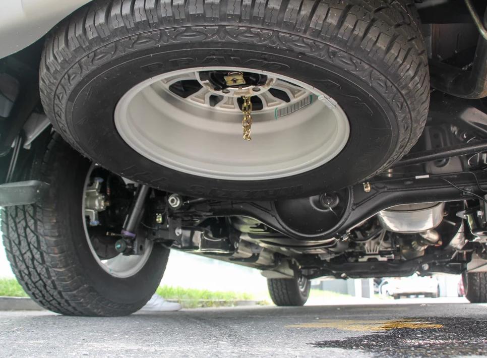 做橡胶底盘装甲隔音效果好么,喷涂底盘装甲对隔音帮助大吗