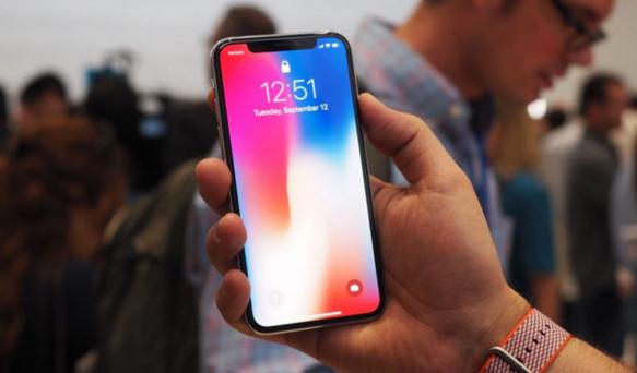 iphonex刘海全屏看电影,iphonex玩游戏半屏