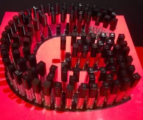 大牌2018彩妆新品已经上架，抢购攻略我已经帮你做好