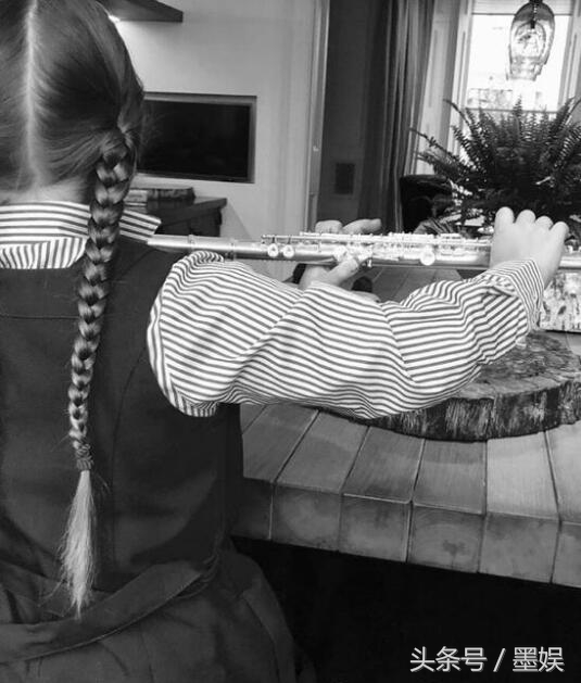 小七名媛淑女养成记，自己设计衣服还diss维多利亚的鞋子