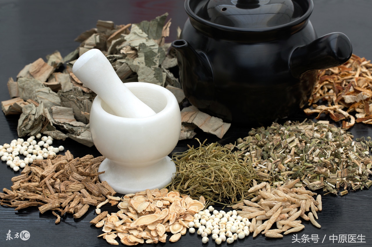 调月经的中药喝完药渣有什么妙用,煮完中药药渣热敷