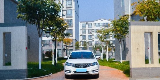 6年的帝豪百万款用车感受,17款帝豪百万款驾驶感受