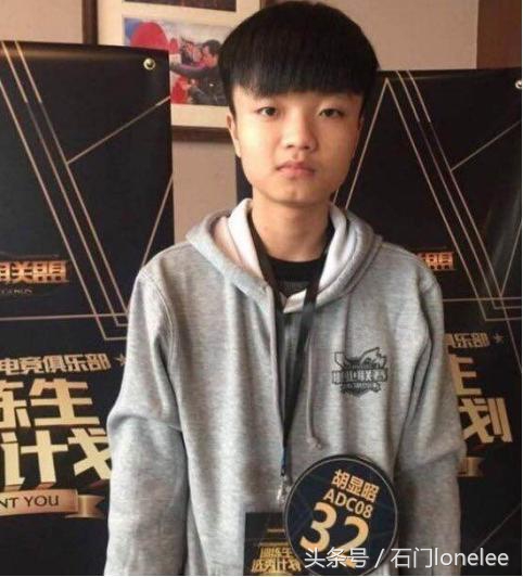 英雄联盟史上十大成名瞬间uzi,lpl最高助攻adc选手uzi