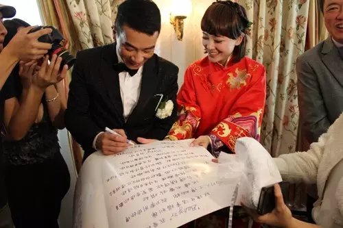 陈小春心疼儿子,陈小春心疼弟弟