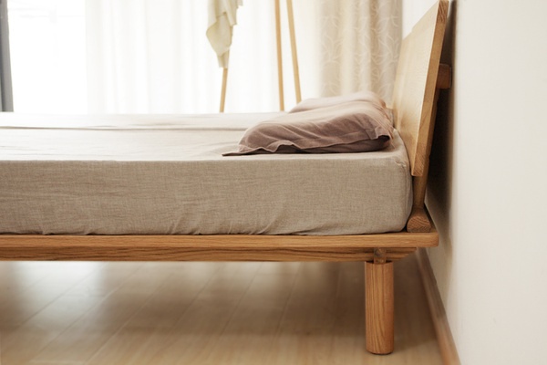 白橡木和红橡木白蜡木哪个好,红橡木和白橡木的价格对比