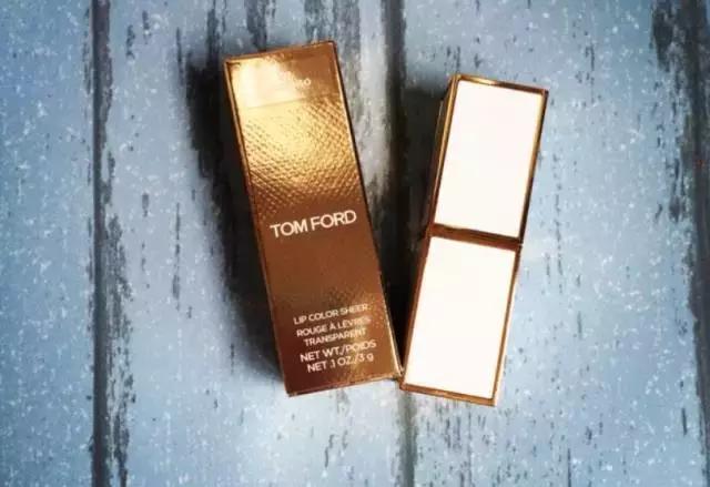 akfm系列哪支口红最好看,第一次买口红买几支