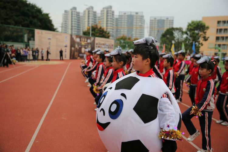 让红领巾校园充满生命的精彩——记台江进一附小体育文化节