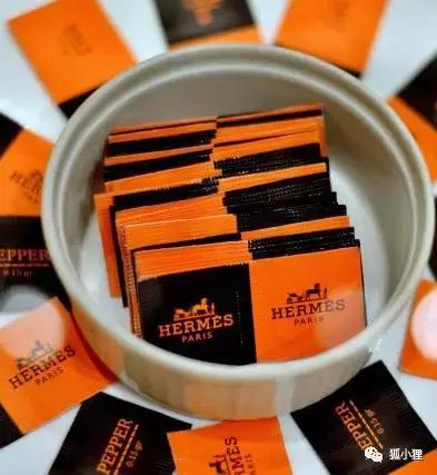 Gucci咸菜、Burberry泡面、范思哲咸鸭蛋到底什么味道