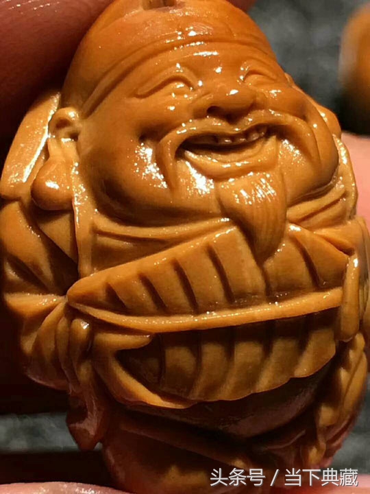 橄榄核老油核手串价格,橄榄核手串油核包浆快吗