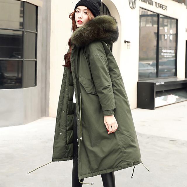 波司登羽绒服短款女款穿搭,过时的波司登红色羽绒服