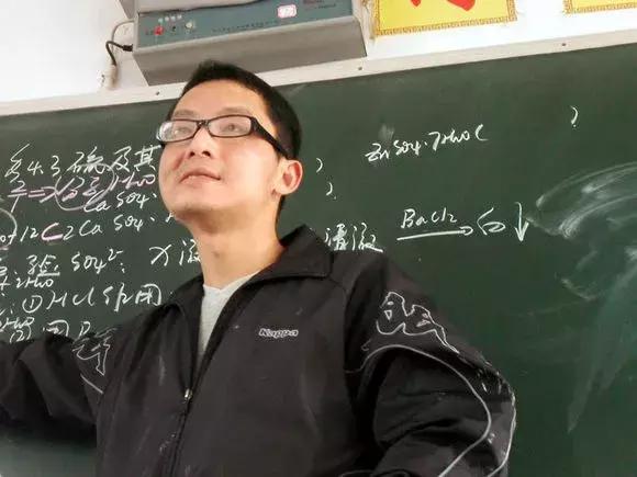 再见了二年级,新建二中报道