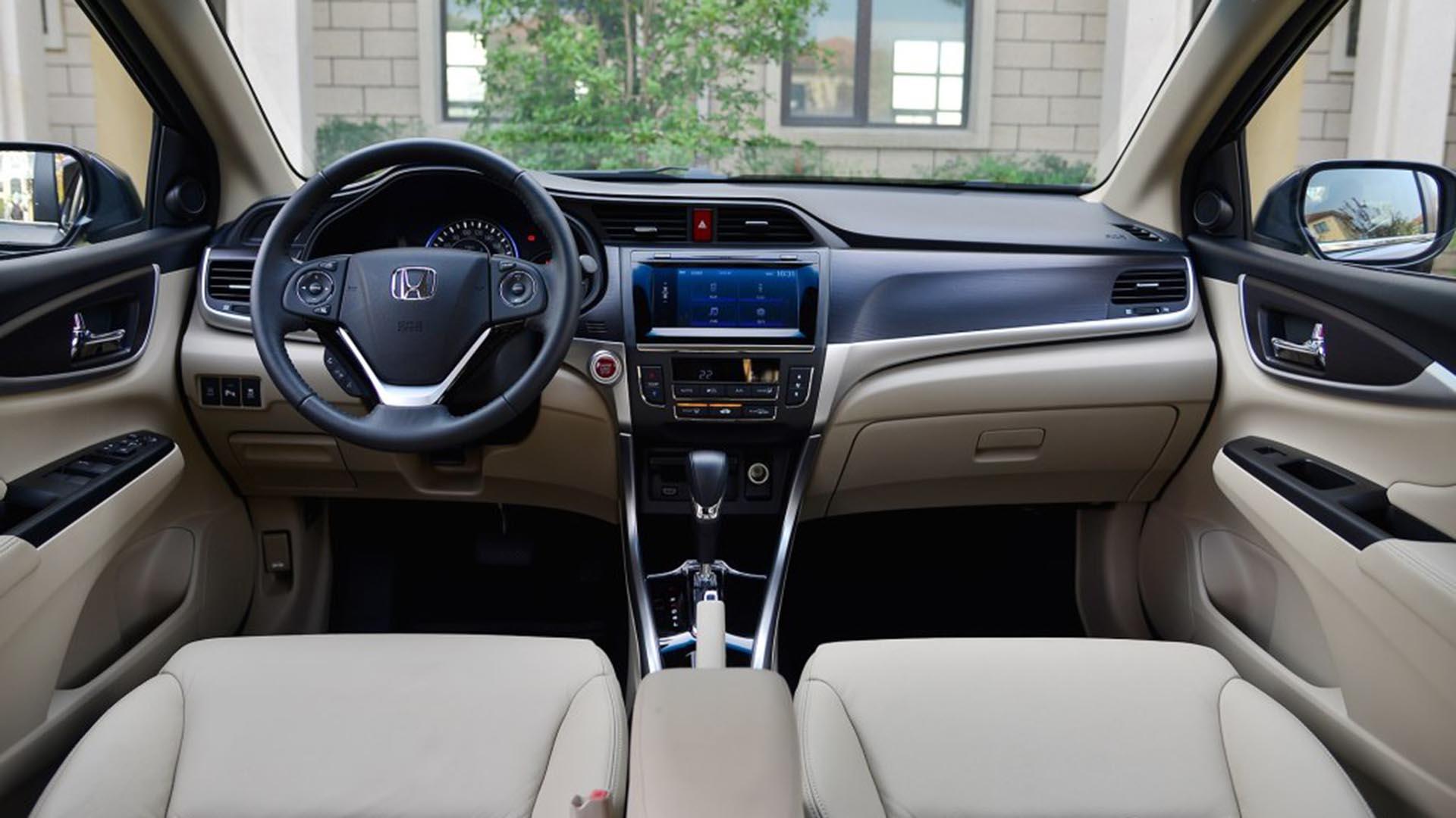 起亚k3和凌派哪个好,新家用车