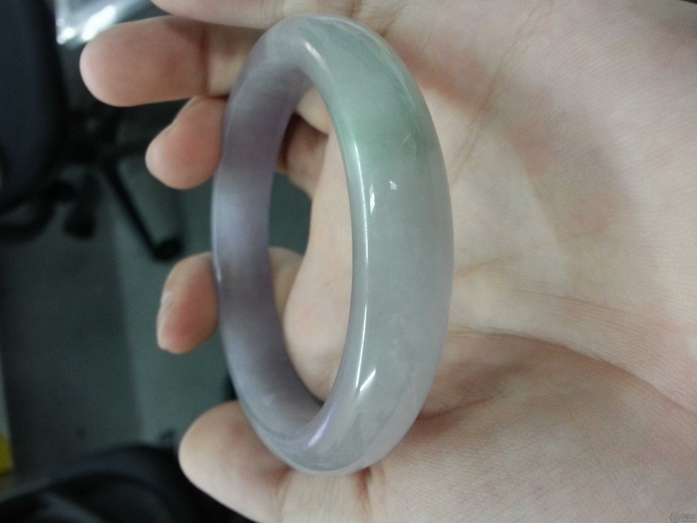 怎样判断珠宝玉石鉴定网站的真假 (如何判断网上的玉石珠宝的真假)