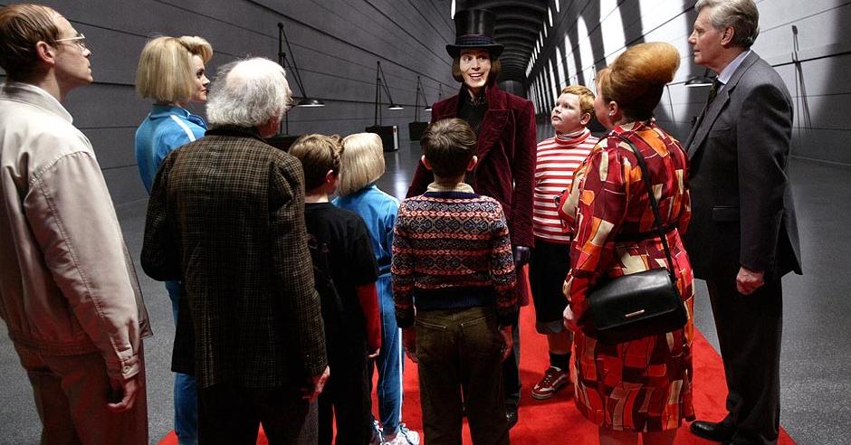 电影查理和巧克力工厂,查理和巧克力工厂小矮人唱歌片段