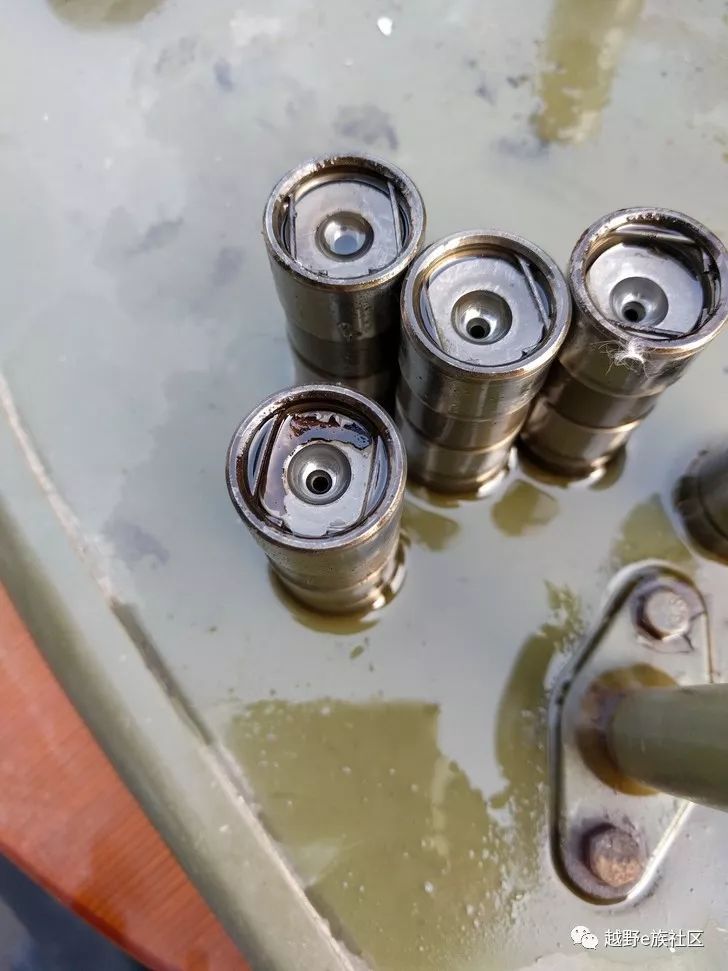 从瑞丽去畹町的路上,去畹町的路上