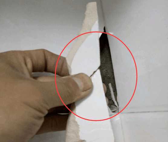 如何在瓷砖上快速开孔补洞,瓷砖挖孔最简单的方法