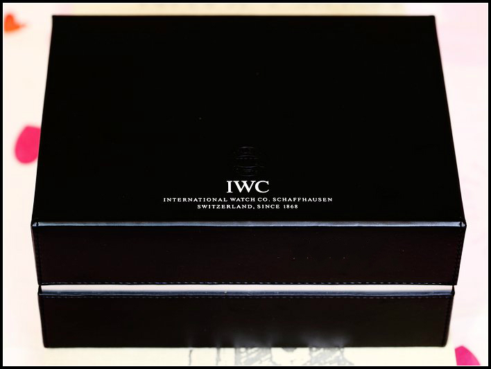 在意大利买苹果手机多少钱,万国黑面葡7