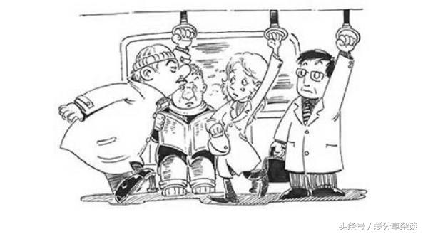 老年人早上咳嗽痰多是什么原因,老年人咳嗽会有尿流出什么原因