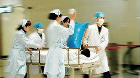 怀孕35周孕妇大哭危害,孕妇怀孕33周差点被下病危通知书