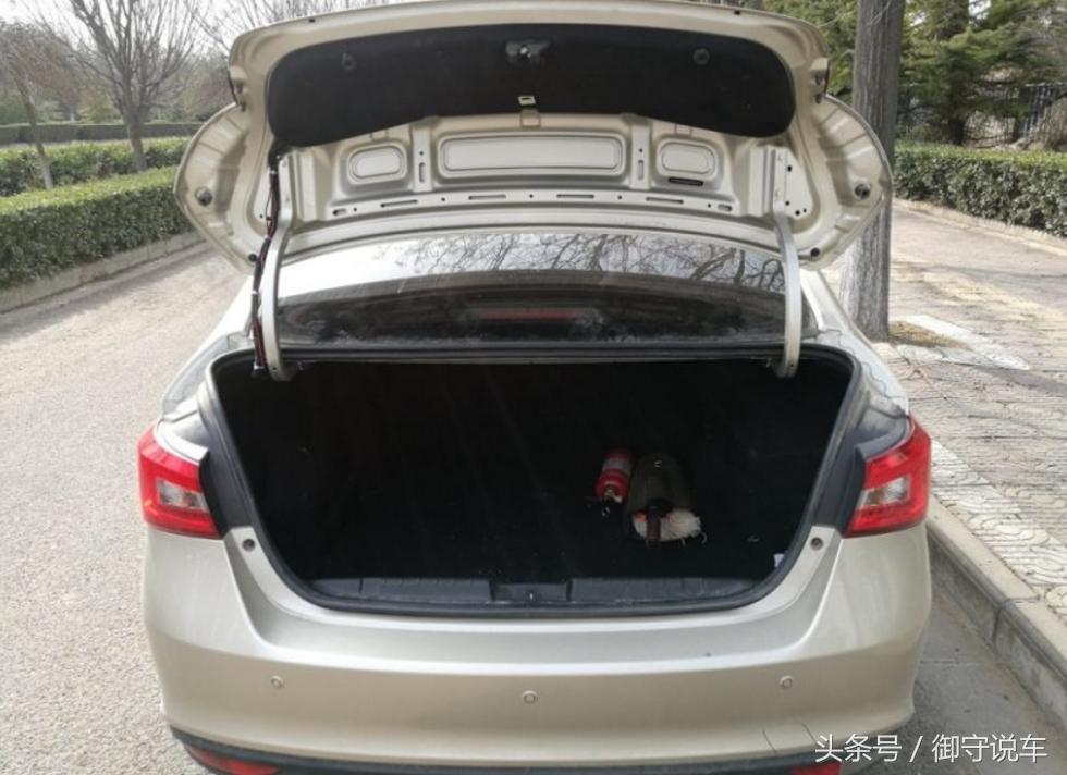 2016款艾瑞泽5手动领,2021款艾瑞泽5优点和缺点