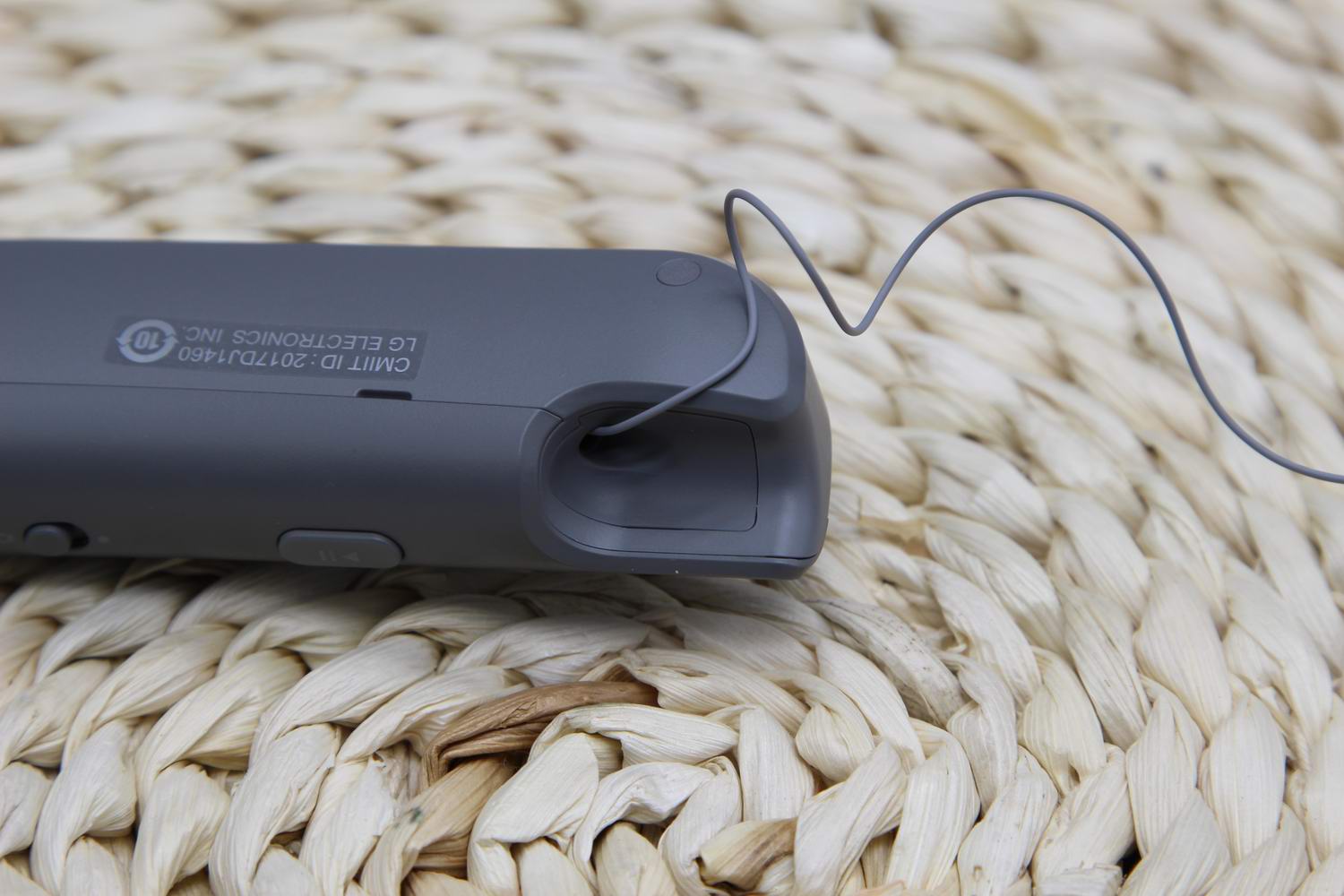 亲临感极致的音效享受---LGHBS-W120颈带式立体声蓝牙耳机体验