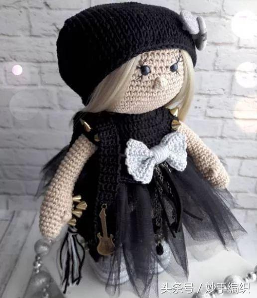 万万没想到，这都是她用毛线钩的，邻居们都赞不绝口！
