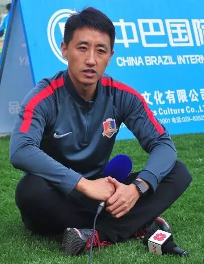 新疆孩子的足球梦,蒲城孩子的足球梦