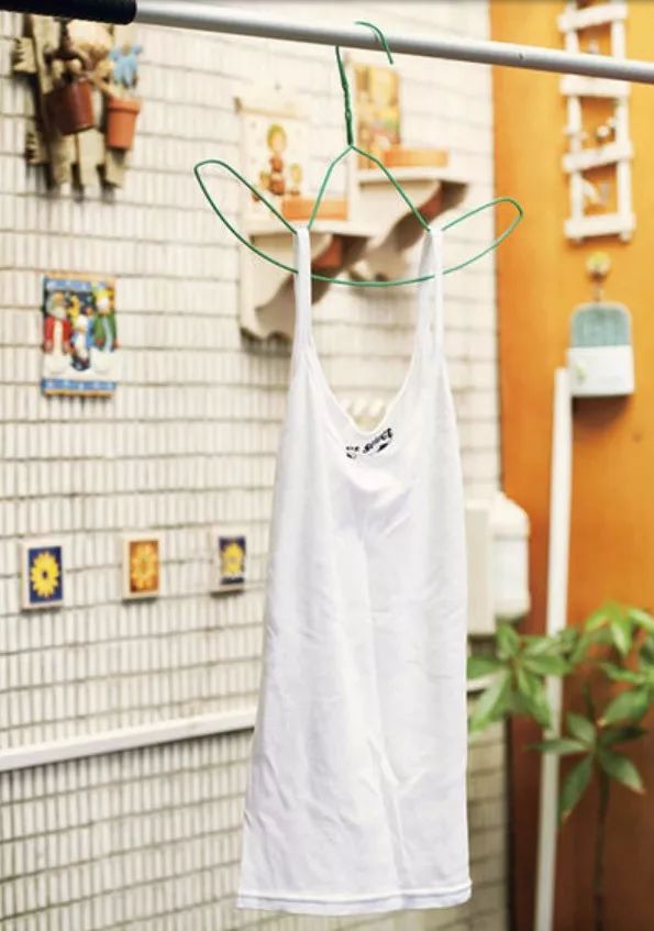 冬天衣服晒不干有异味怎么办,冬天来了不用担心衣服晾不干