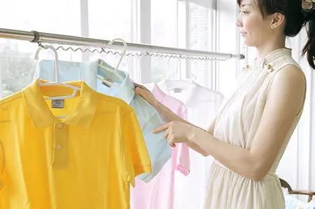 冬天衣服干不了怎么样烘干,再也不用担心衣服晾不干了