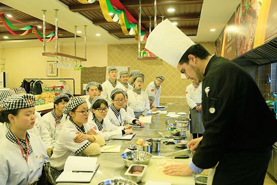 新东方西点西餐培训班沈阳,沈阳新东方烹饪学校西点怎么样