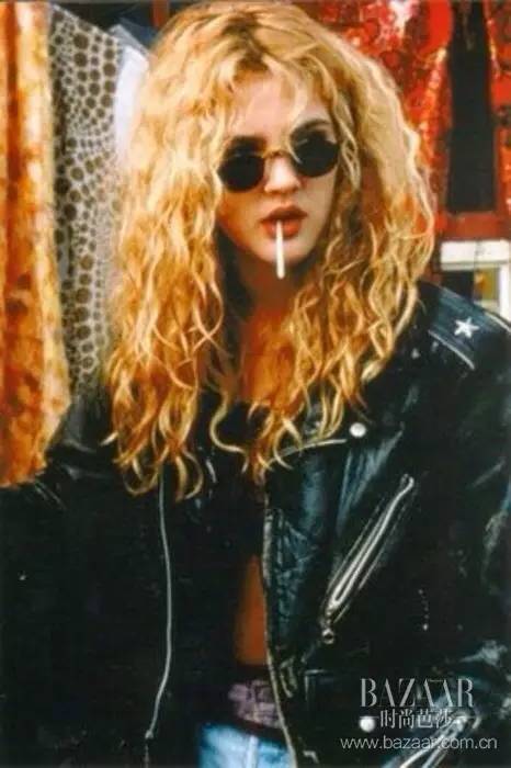 混搭风穿搭时髦不俗气,混搭风格穿出时尚范