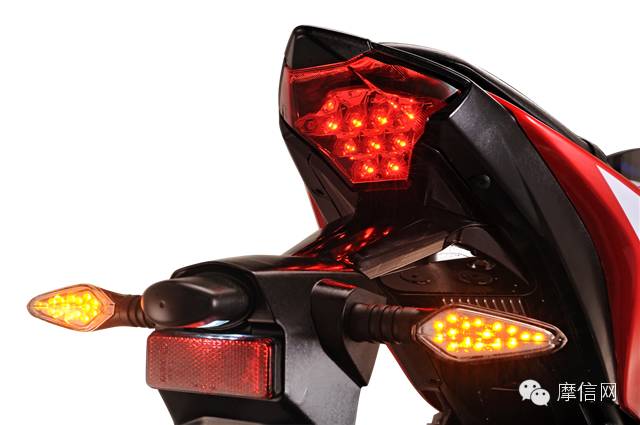 新感觉rz35是仿的哪个车,新感觉rz35新车多少钱