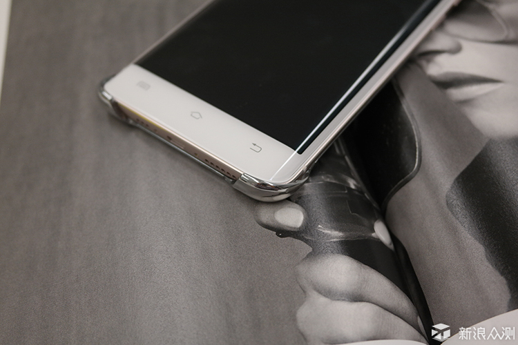 vivoxplay5旗舰版是最强机吗,vivoxplay5旗舰版外观