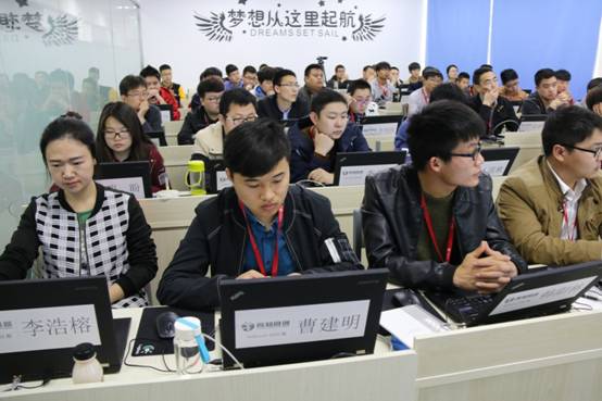 选择幼教学校有什么建议,选择幼教行业需要具备什么