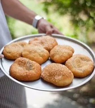 新加坡一代人记忆中的街头美食 (新加坡有哪些不可错过的美食)