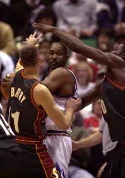 纪录是他们伟大的证明，而你有你自己的故事