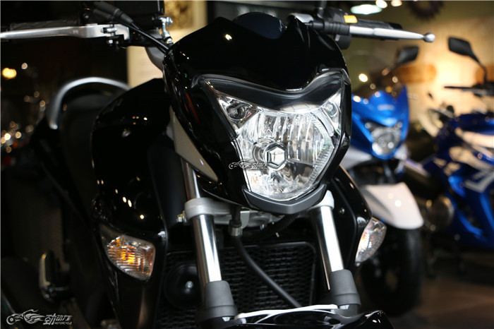 无所不能的万能汽车,无所不能的摩托车