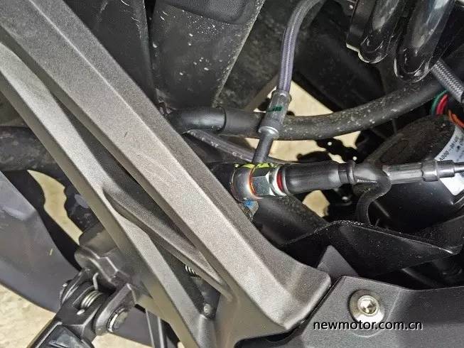 春风650nk和400nk如何选,春风400nk哪款最好