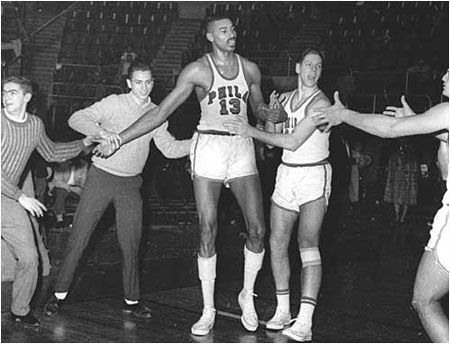 nba最伟大的十大中锋,nba历史上最伟大的十位得分后卫