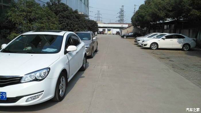 动力强空间大油耗低12万落地suv,动力空间油耗颜值价格都好的车