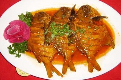 红烧鲳鱼的家常做法教程,美味的红烧鲳鱼