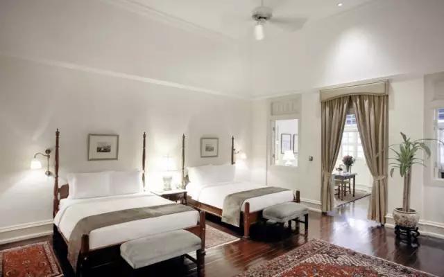 一开始我也不懂，为什么名人都爱住这些老酒店，直到...