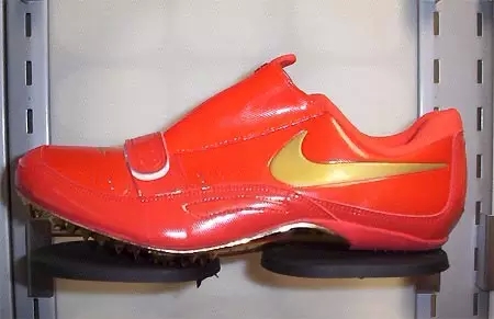 最火的跑鞋和最厉害的跑鞋,比超级飞马还帅的跑鞋