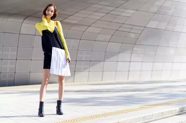 外国人穿的吊带裙,全世界都在穿的衣服