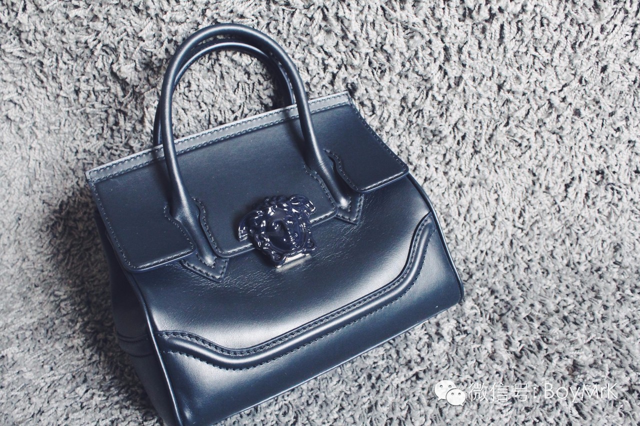 范思哲当季流行包包,范思哲包包是轻奢还是高奢