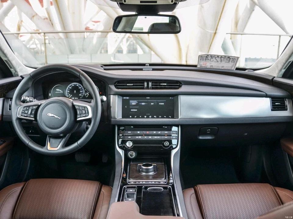 奔驰c180l1.6t发动机,奔驰c180l动力与a级动力比较