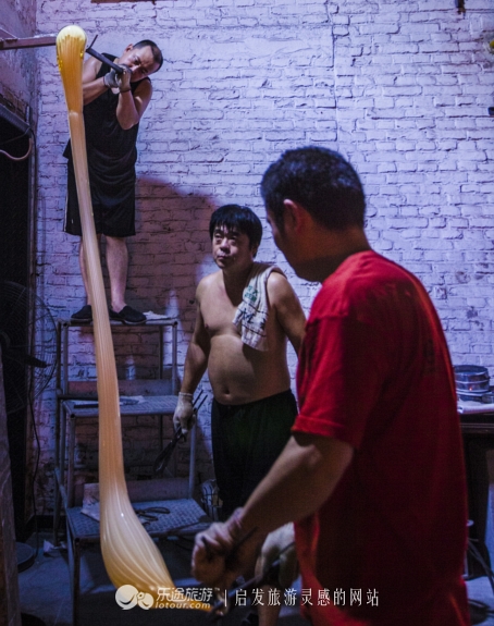 琉璃、课本、足球，博物馆也能玩嗨