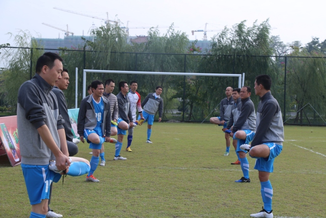 震撼！福州公安绿茵争霸！原来足球还能这么玩