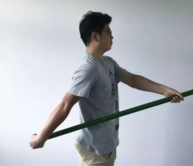 骨科专家曝光肩周炎特效药,老中医治肩周炎手法