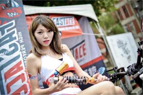 南台车展【SOL/ASTONE/THH】多款彩绘头盔亮相